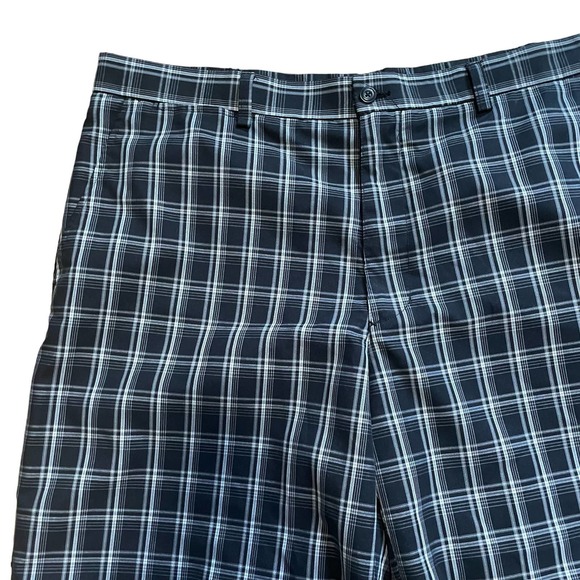 PGA Tour Black Gray Plaid Golf Shorts 40 - Picture 2 of 4